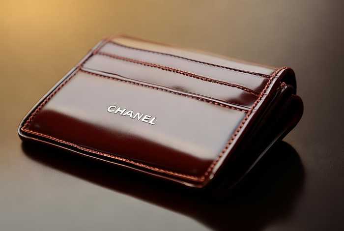 香奈儿卡包是什么皮、香奈儿卡包是什么皮质的