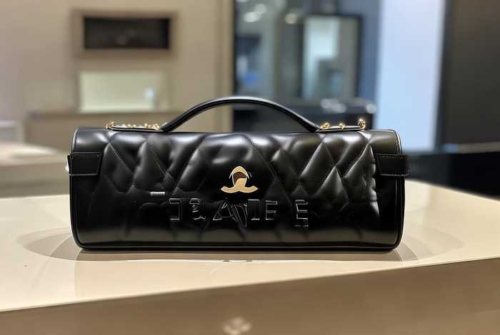 香奈儿官方网站包包是正品吗 香奈儿官方网站包包是正品吗多少钱