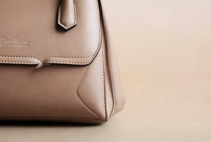 送女朋友包包什么牌子合适图片、送女朋友包包推荐什么牌子