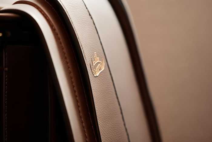 中年女性包包的牌子 - 中年女性包包的牌子图片