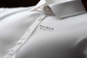 十大奢侈品排名服装男装logo（十大奢侈品排名服装男装短袖）