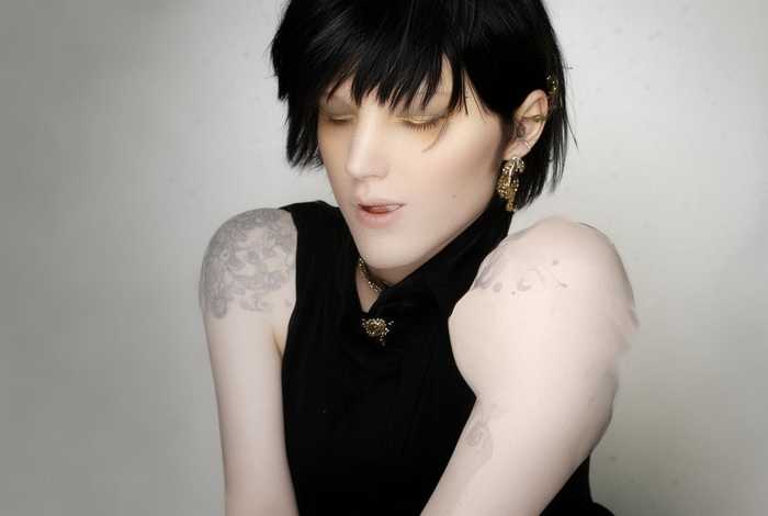 中等档次的女包品牌斜挎包推荐 中等档次的女包品牌斜挎包推荐一下