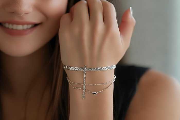 适合大学生的轻奢品牌手链 适合大学生的轻奢品牌手链推荐