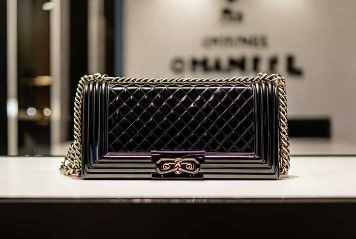 香奈儿Leboy专柜价;香奈儿leboy专柜价 香奈儿Leboy专柜价;香奈儿leboy专柜价