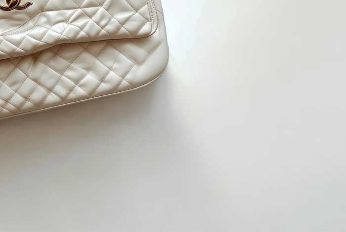 香奈儿包网站（香奈儿官网中国官方网站包包）