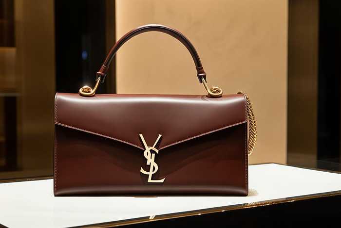 圣罗兰官方旗舰店官网，圣罗兰官方旗舰店官网女包loulou小羊皮