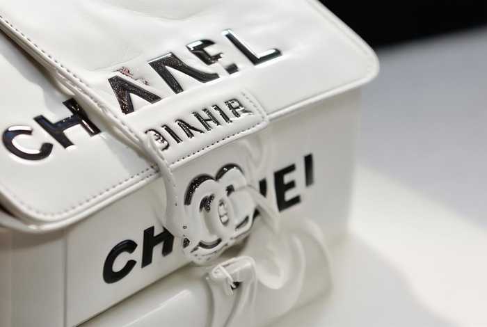 香奈儿英国官网价格，香奈儿包包英国官网价格