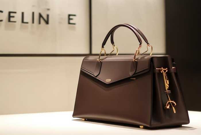 思琳celine法国官网（思琳celine官网包）