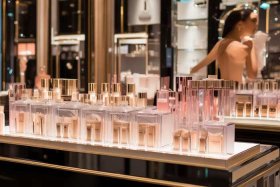 什么品牌化妆品排名第一（什么牌子的化妆品排名第一）