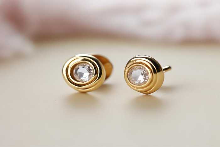 香奈儿时尚耳钉，香奈儿时尚耳钉图片