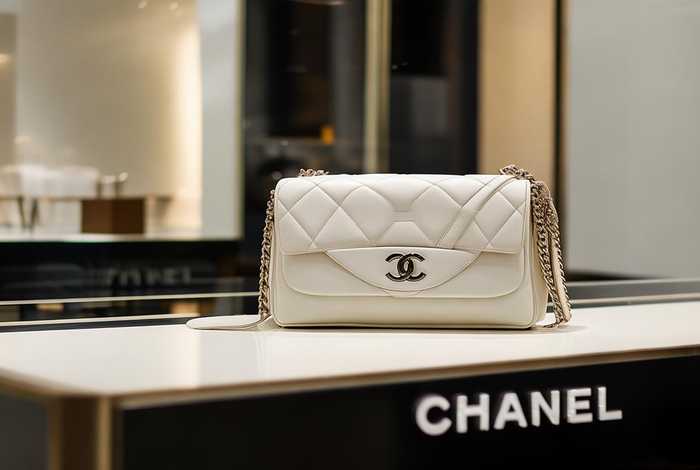 香奈儿官方旗舰店官网包；香奈儿官方旗舰店官网包包