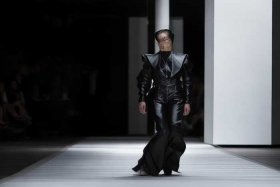 圣罗兰品牌介绍 - 圣罗兰品牌介绍简介