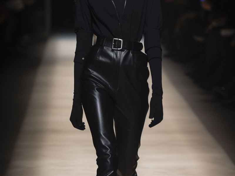 yvessaintlaurent yvessaintlaurent官方微博 yvessaintlaurent yvessaintlaurent官方微博