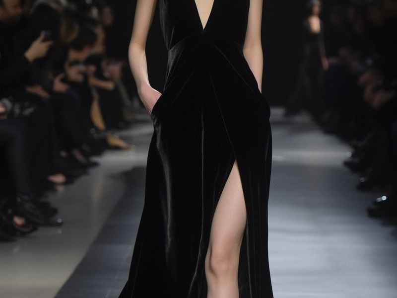 saint laurent衣服价位 saintlaurent衣服价位