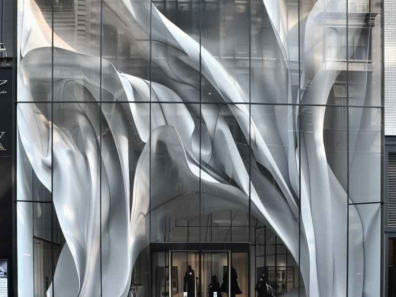 loewe美国官网入口，loewe官网美国官网