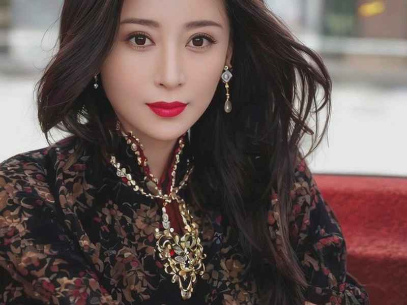 为什么香奈儿的包比lv贵(为什么香奈儿的包比lv贵很多) 为什么香奈儿的包比lv贵(为什么香奈儿的包比lv贵很多)