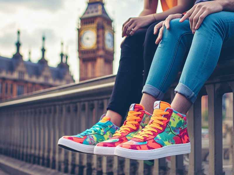 英国女包有哪些品牌；英国女包有哪些品牌好