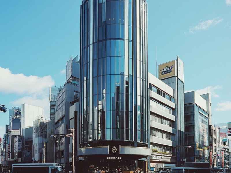 去日本买什么奢侈品最划算的、去日本买什么奢侈品最划算的呢