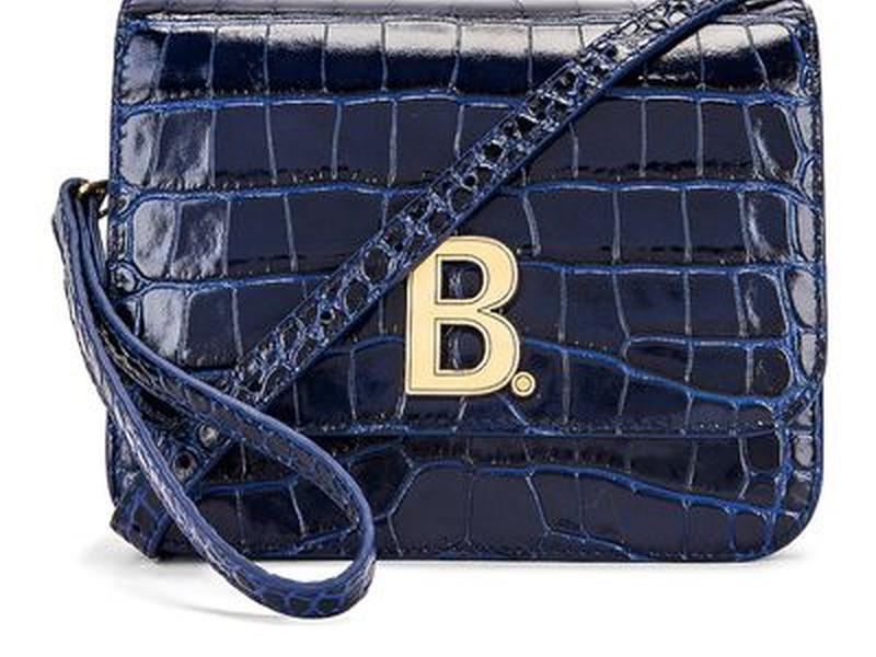 b品牌的包;logo是b的包包品牌 b品牌的包;logo是b的包包品牌