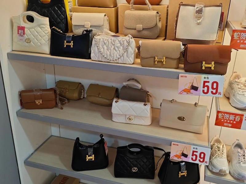 1881女包、guess1981女包多少钱 1881女包、guess1981女包多少钱