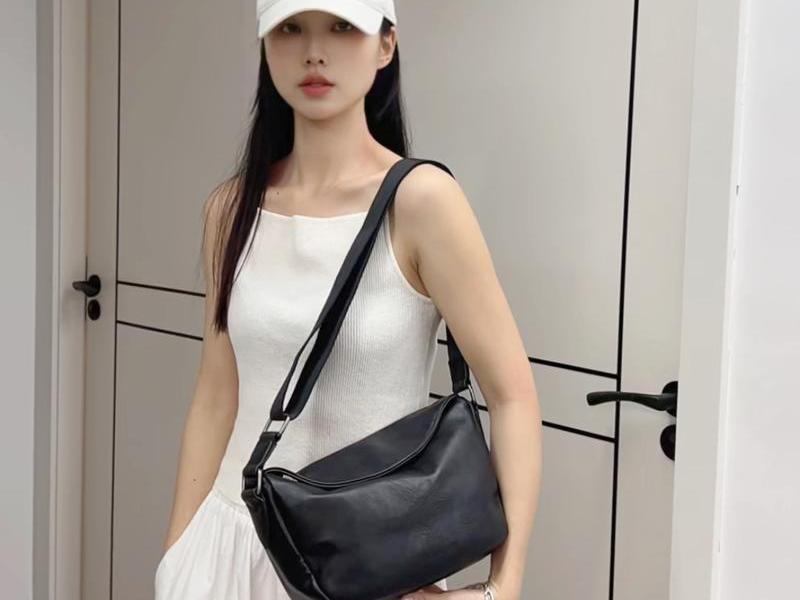 27岁女生背什么牌子的包;27岁女生背什么牌子的包好看 27岁女生背什么牌子的包;27岁女生背什么牌子的包好看