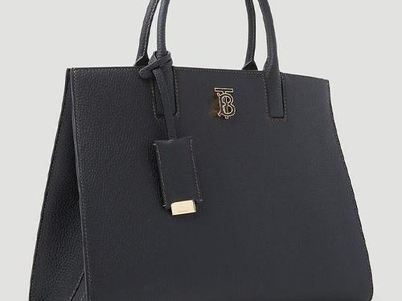 B字包包是什么品牌(b字包包是什么品牌) B字包包是什么品牌(b字包包是什么品牌)