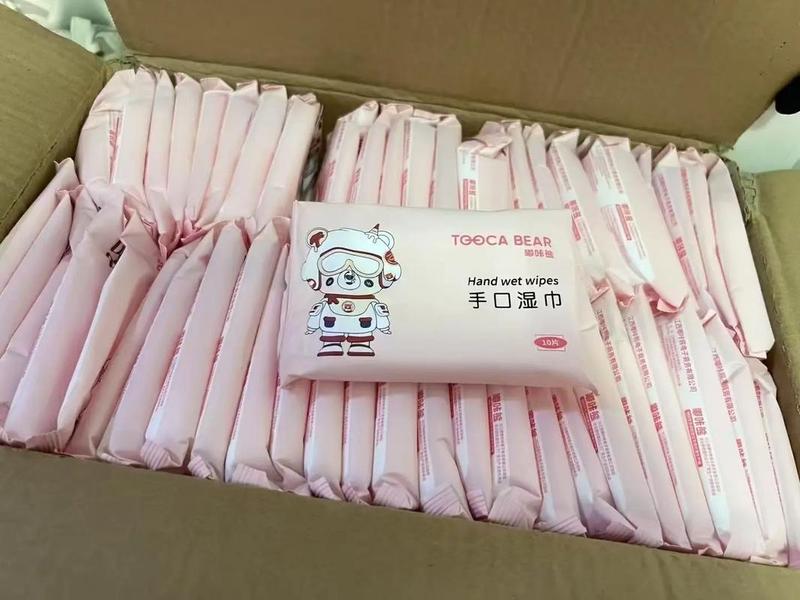 1箱100包，一箱纸巾整箱100包