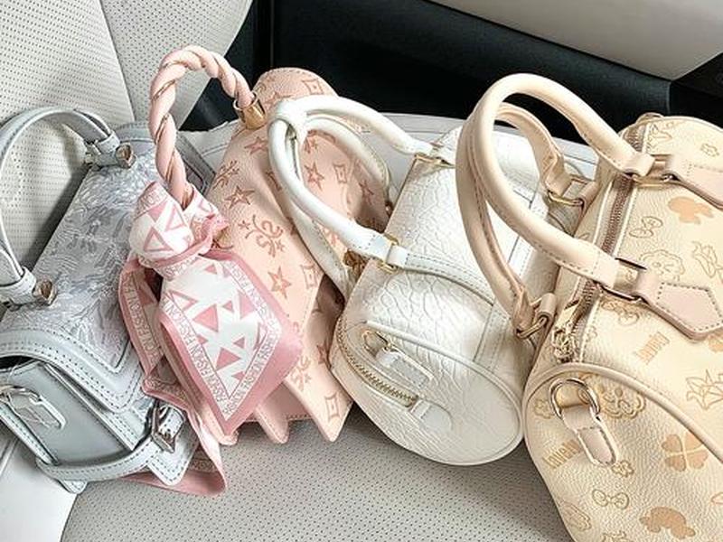 18岁女孩包包韩系，18岁女孩适合什么包包
