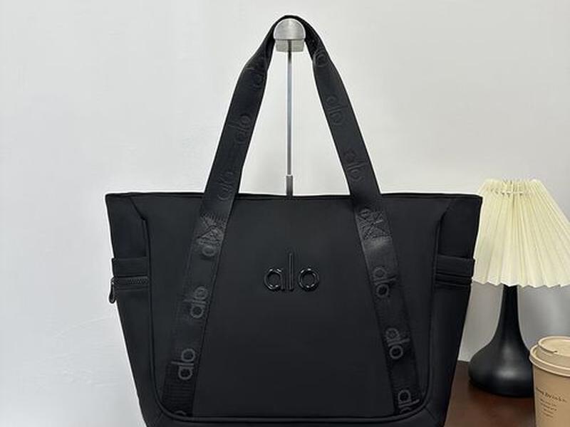 alo包包 alo包包哪里买正品 alo包包 alo包包哪里买正品