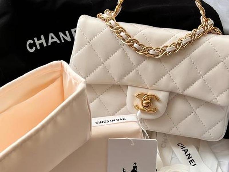 2020最火的奢侈品包包白色 2020最火的奢侈品包包白色是什么 2020最火的奢侈品包包白色 2020最火的奢侈品包包白色是什么